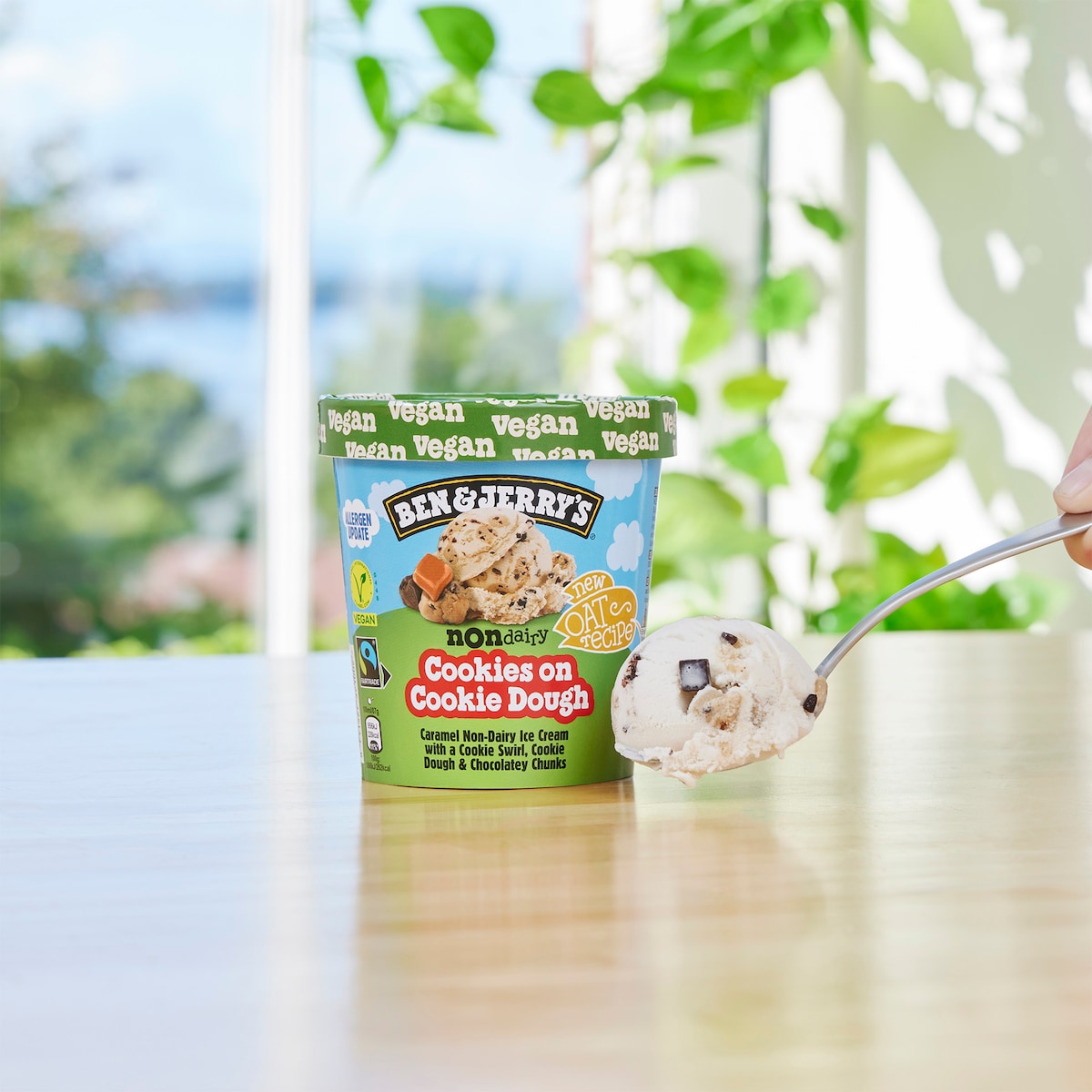 Cookies on Cookie Dough Non-Dairy Oat - Tub 4 / 7