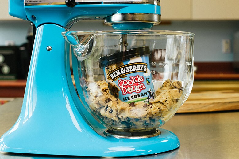 BNJ0026_Cookie_Dough_Mixer-4649_Large-EU-779.jpg